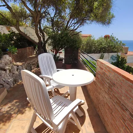 Aparthotel La Rosa Sul Mare