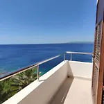 La Rosa Sul Mare 4* Siraküza