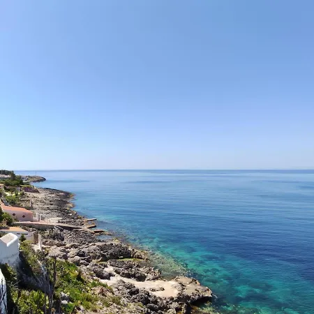 La Rosa Sul Mare Syrakusa
