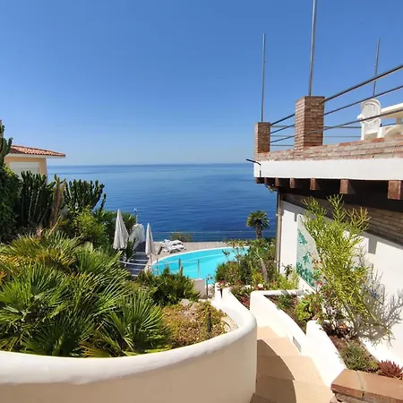 Appart hôtel La Rosa Sul Mare