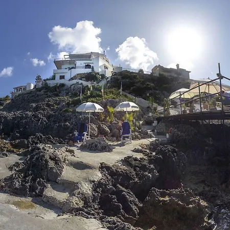 Lägenhetshotell La Rosa Sul Mare