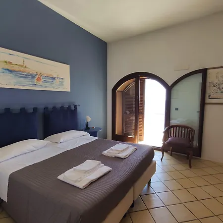 Lägenhetshotell La Rosa Sul Mare