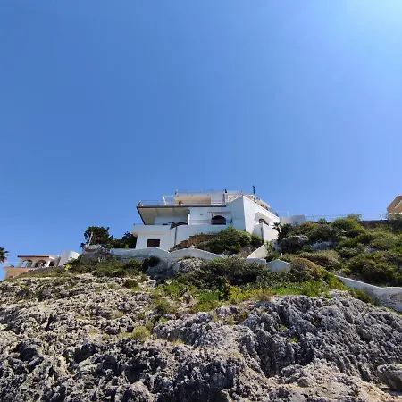 La Rosa Sul Mare Aparthotel 4*