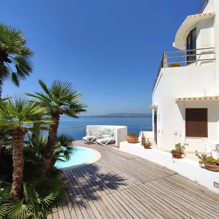 La Rosa Sul Mare Aparthotel Syrakus