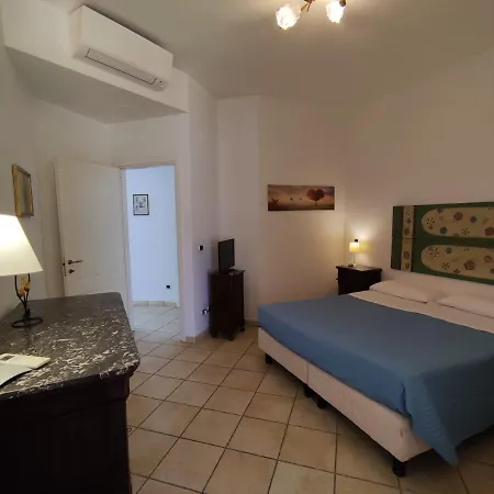 La Rosa Sul Mare 4*