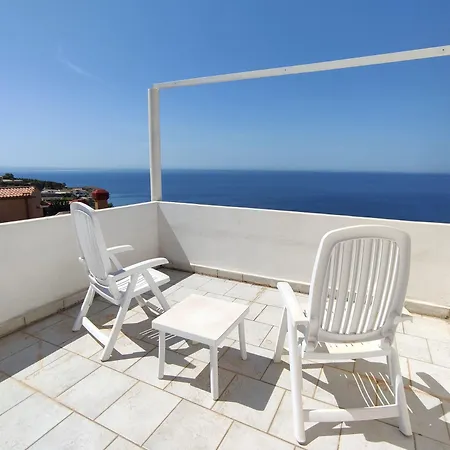 Aparthotel La Rosa Sul Mare 4*